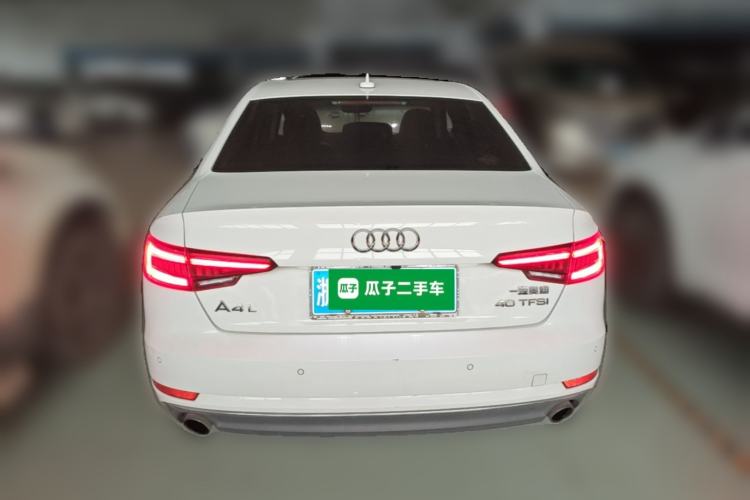 Used Audi A4L 2019 40 TFSI Fashion Edition China VI Emission Standard Rear