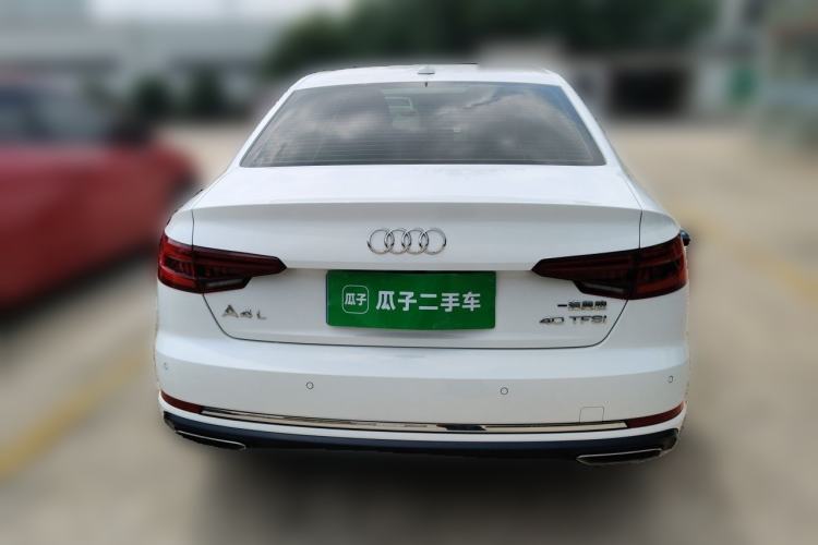 Used Audi A4L 2019 40 TFSI Ambition China VI Rear