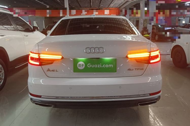 Used Audi A4L 2019 40 TFSI Ambition China VI Rear