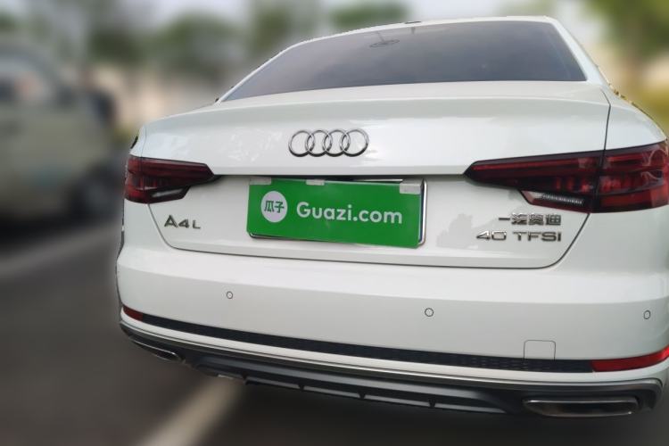 Used Audi A4L 2019 40 TFSI Fashion Edition China VI Emission Standard Rear