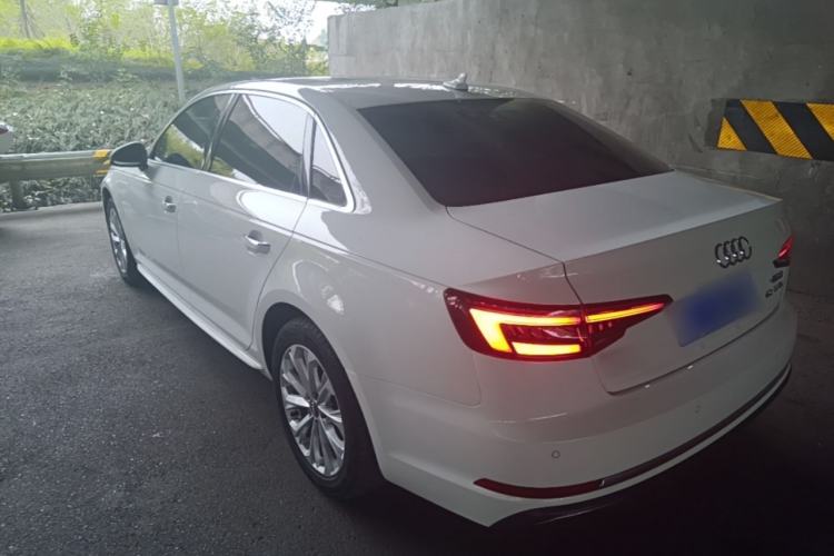 Used Audi A4L 2019 40 TFSI Ambition China VI Rear Left 45 Deg