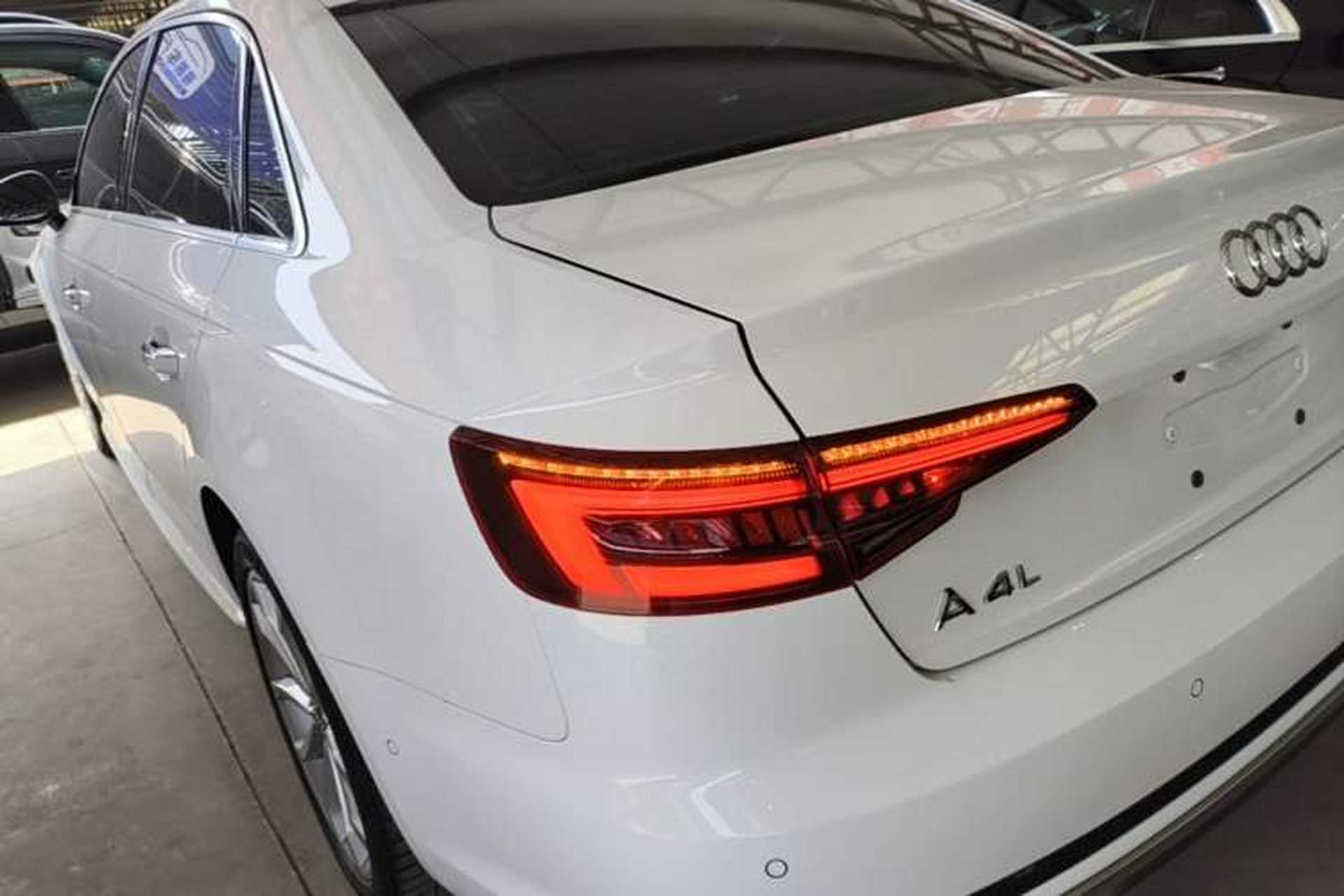Used Audi A4L 2019 40 TFSI Fashion Edition China VI Emission Standard Rear Left 45 Deg