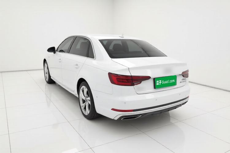 Used Audi A4L 2019 40 TFSI Fashion Edition China VI Emission Standard Rear Left 45 Deg