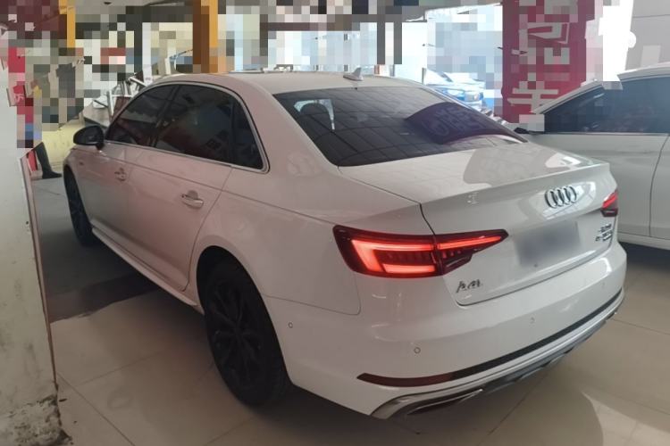 Used Audi A4L 2019 40 TFSI Fashion Edition China VI Emission Standard Rear Left 45 Deg