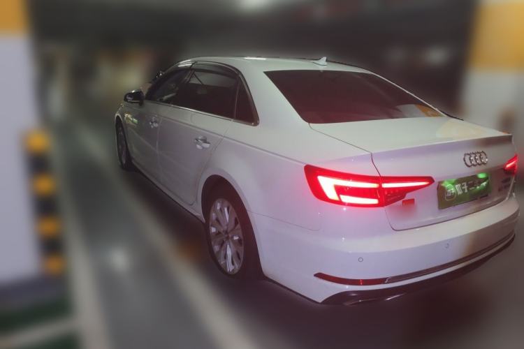 Used Audi A4L 2019 40 TFSI Ambition China VI Rear Left 45 Deg