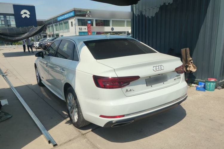 Used Audi A4L 2019 40 TFSI Ambition China VI Rear Left 45 Deg