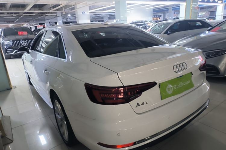 Used Audi A4L 2019 40 TFSI Ambition China VI Rear Left 45 Deg
