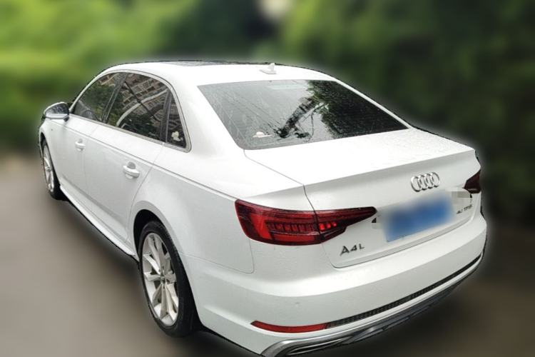 Used Audi A4L 2019 40 TFSI Fashion Edition China VI Emission Standard Rear Left 45 Deg