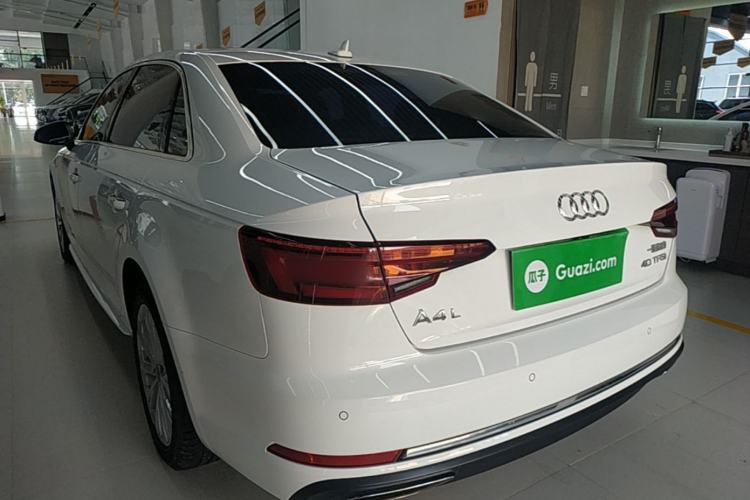 Used Audi A4L 2019 40 TFSI Ambition China VI Rear Left 45 Deg