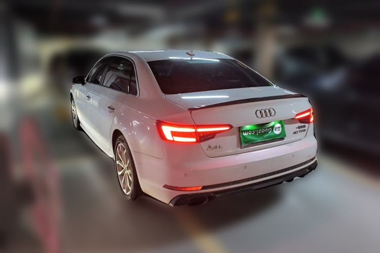 Used Audi A4L 2019 40 TFSI Fashion Edition China VI Emission Standard Rear Left 45 Deg