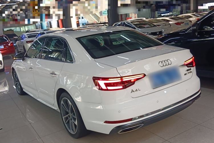 Used Audi A4L 2019 40 TFSI Ambition China VI Rear Left 45 Deg