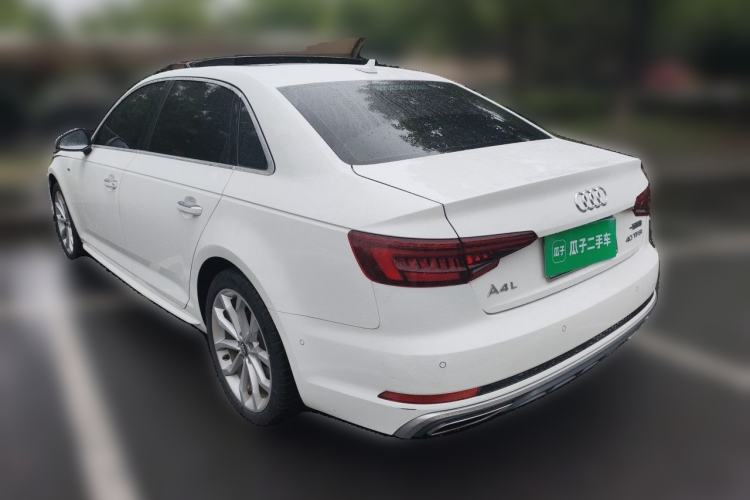 Used Audi A4L 2019 40 TFSI Fashion Edition China VI Emission Standard Rear Left 45 Deg