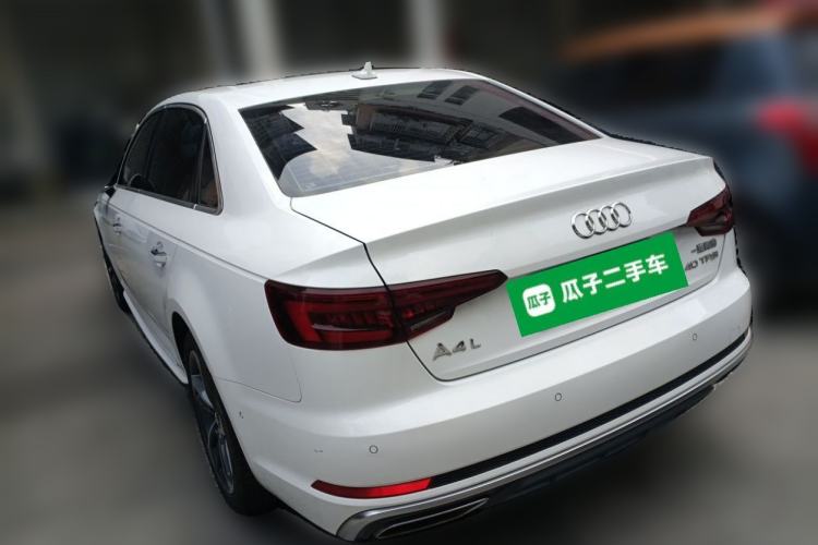 Used Audi A4L 2019 40 TFSI Fashion Edition China VI Emission Standard Rear Left 45 Deg