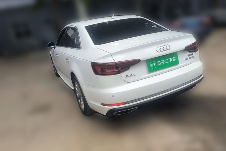 Used Audi A4L 2019 40 TFSI Ambition China VI Rear Left 45 Deg
