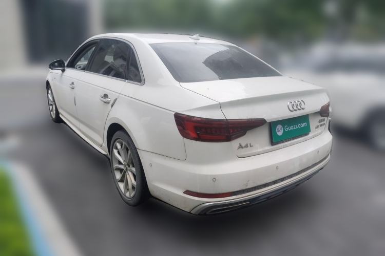 Used Audi A4L 2019 40 TFSI Fashion Edition China VI Emission Standard Rear Left 45 Deg