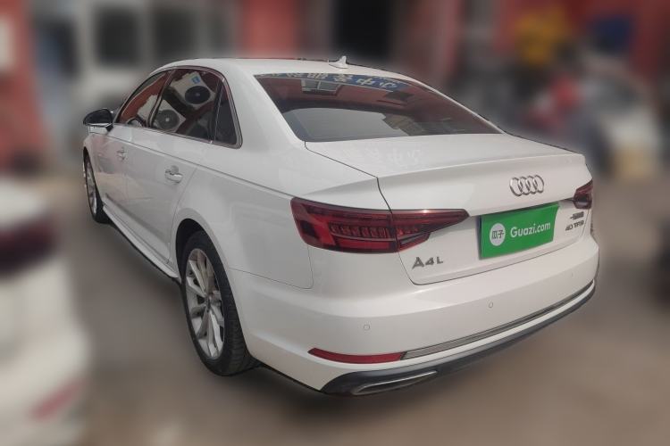 Used Audi A4L 2019 40 TFSI Fashion Edition China VI Emission Standard Rear Left 45 Deg