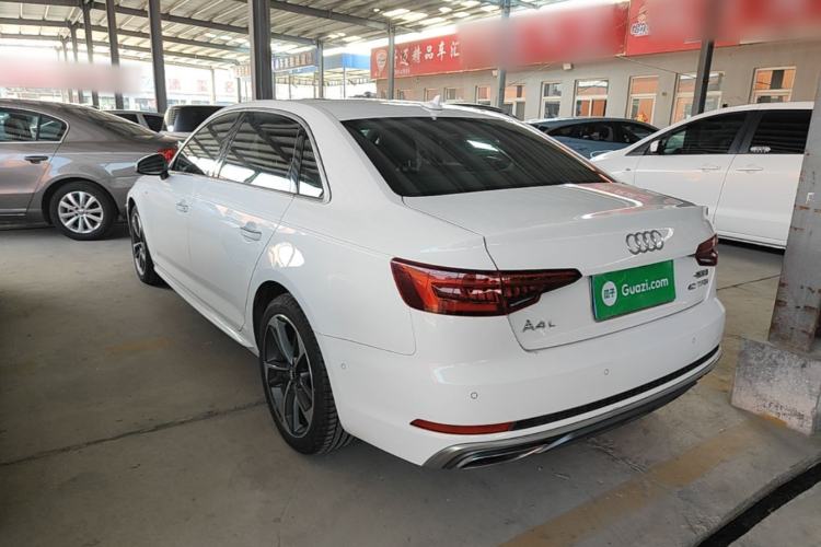 Used Audi A4L 2019 40 TFSI Fashion Edition China VI Emission Standard Rear Left 45 Deg