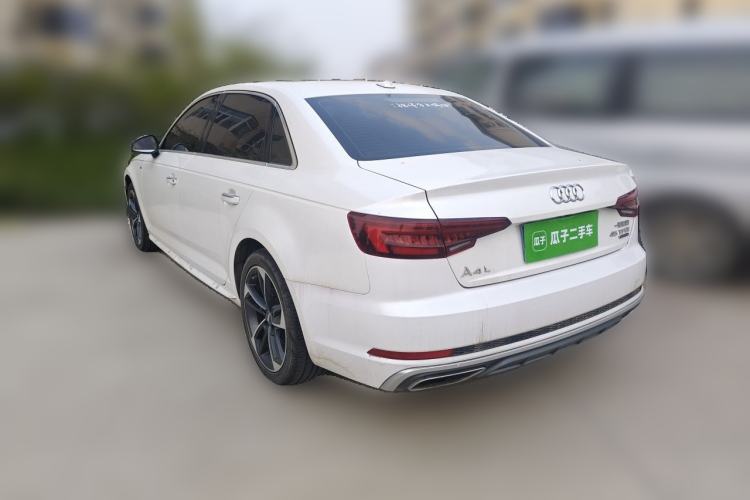 Used Audi A4L 2019 40 TFSI Fashion Edition China VI Emission Standard Rear Left 45 Deg