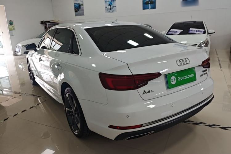 Used Audi A4L 2019 40 TFSI Ambition China VI Rear Left 45 Deg