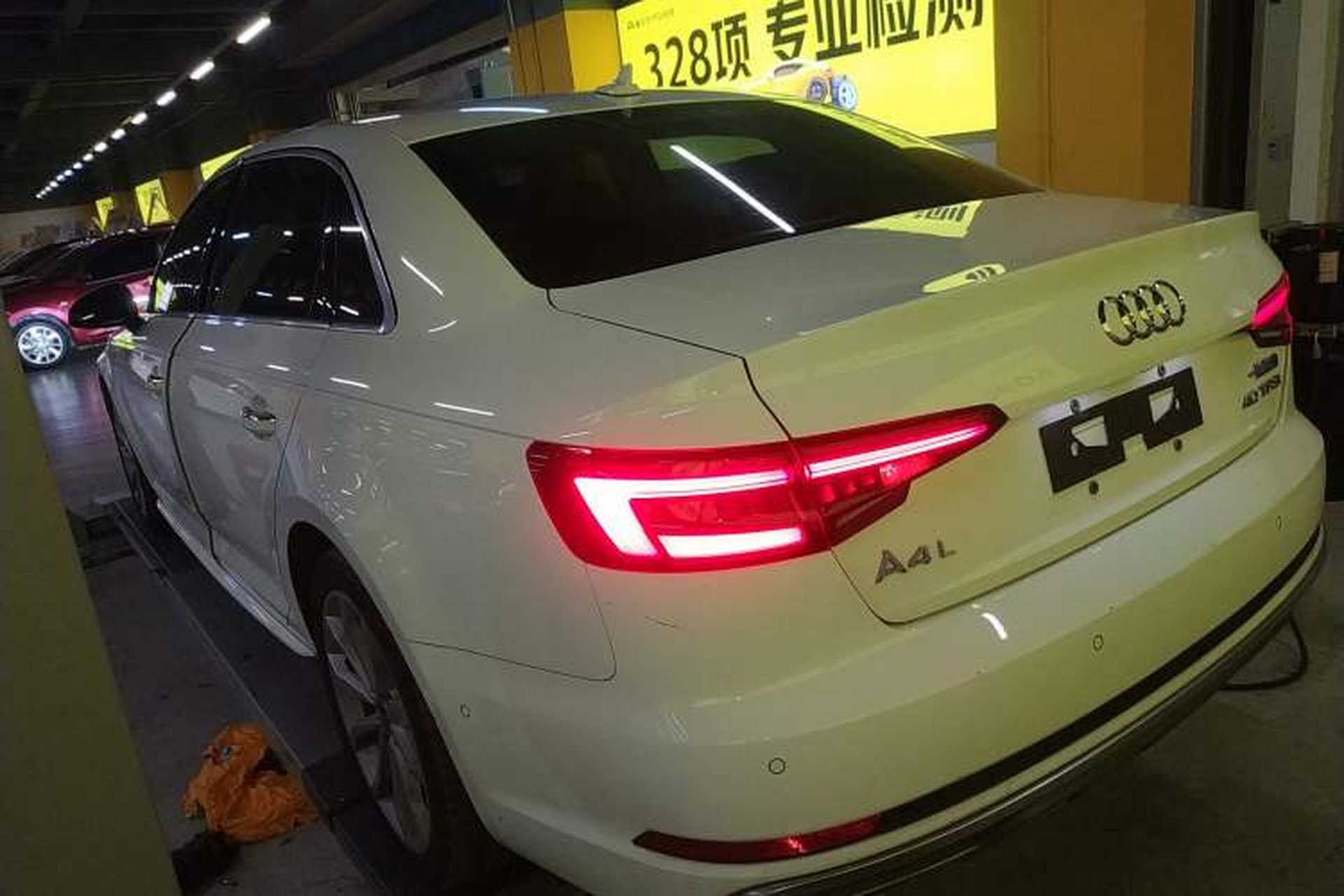 Used Audi A4L 2019 40 TFSI Fashion Edition China VI Emission Standard Rear Left 45 Deg