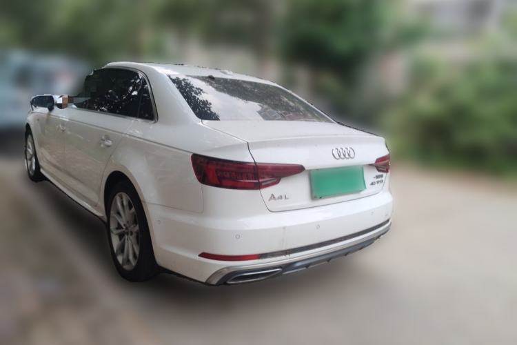 Used Audi A4L 2019 40 TFSI Fashion Edition China VI Emission Standard Rear Left 45 Deg