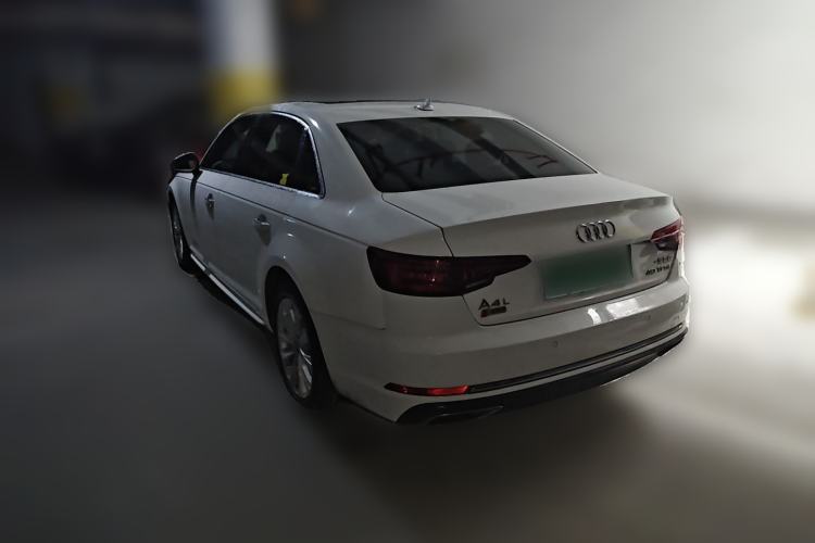 Used Audi A4L 2019 40 TFSI Ambition China VI Rear Left 45 Deg