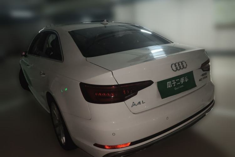 Used Audi A4L 2019 40 TFSI Fashion Edition China VI Emission Standard Rear Left 45 Deg