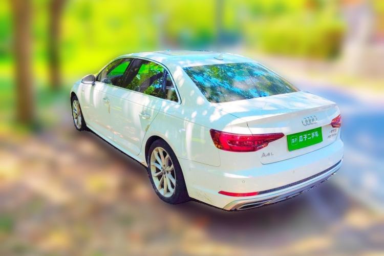 Used Audi A4L 2019 40 TFSI Fashion Edition China VI Emission Standard Rear Left 45 Deg