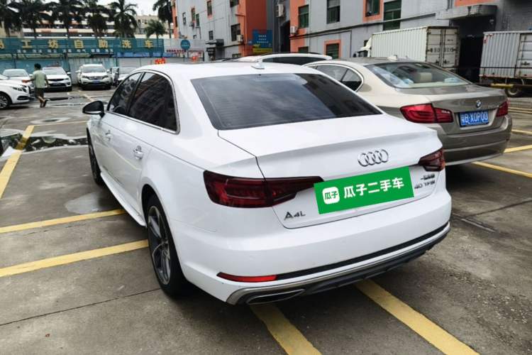Used Audi A4L 2019 40 TFSI Fashion Edition China VI Emission Standard Rear Left 45 Deg