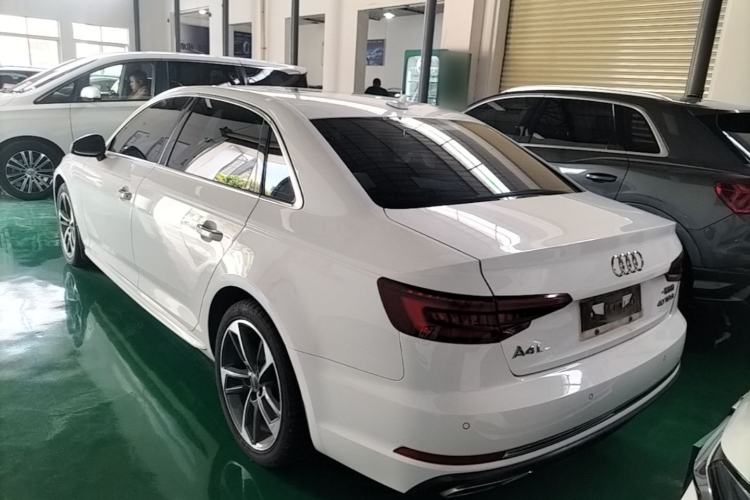 Used Audi A4L 2019 40 TFSI Ambition China VI Rear Left 45 Deg