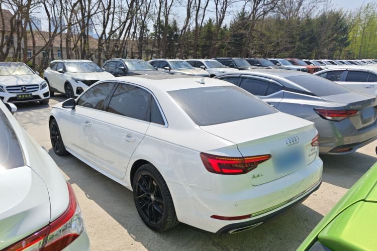 Used Audi A4L 2019 40 TFSI Ambition China VI Rear Left 45 Deg