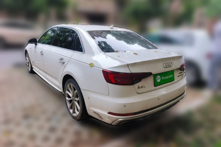 Used Audi A4L 2019 40 TFSI Fashion Edition China VI Emission Standard Rear Left 45 Deg