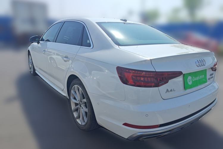 Used Audi A4L 2019 40 TFSI Fashion Edition China VI Emission Standard Rear Left 45 Deg