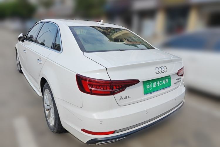 Used Audi A4L 2019 40 TFSI Ambition China VI Rear Left 45 Deg