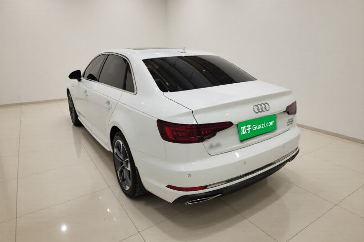 Used Audi A4L 2019 40 TFSI Ambition China VI Rear Left 45 Deg
