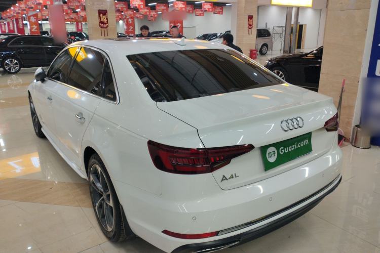 Used Audi A4L 2019 40 TFSI Ambition China VI Rear Left 45 Deg