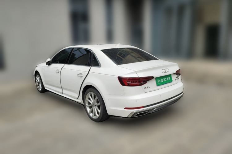 Used Audi A4L 2019 40 TFSI Fashion Edition China VI Emission Standard Rear Left 45 Deg