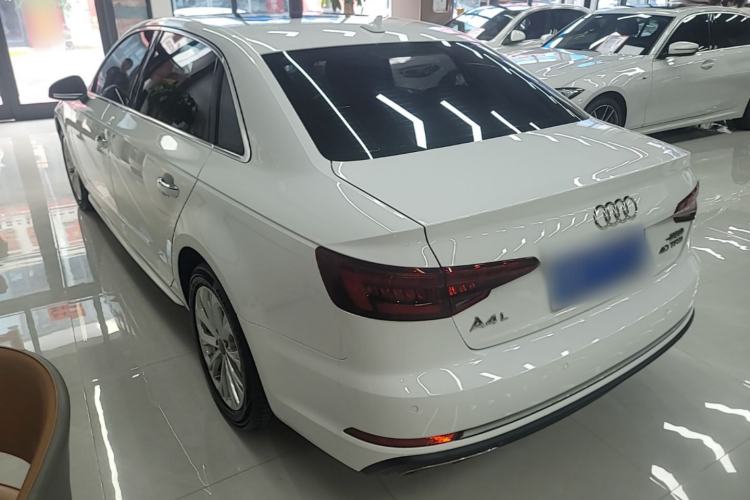 Used Audi A4L 2019 40 TFSI Ambition China VI Rear Left 45 Deg