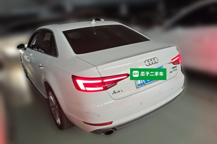 Used Audi A4L 2019 40 TFSI Fashion Edition China VI Emission Standard Rear Left 45 Deg
