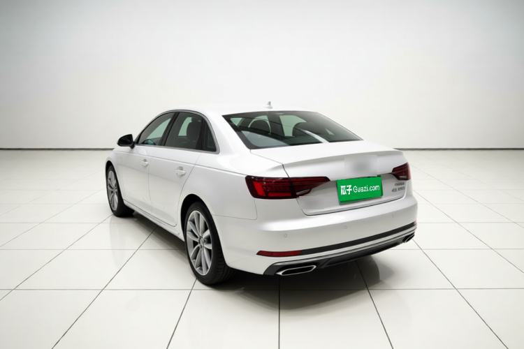 Used Audi A4L 2019 40 TFSI Fashion Edition China VI Emission Standard Rear Left 45 Deg