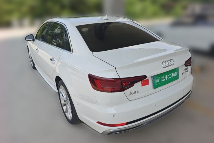 Used Audi A4L 2019 40 TFSI Fashion Edition China VI Emission Standard Rear Left 45 Deg