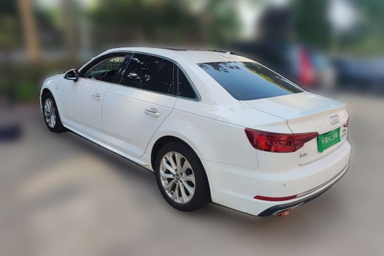 Used Audi A4L 2019 40 TFSI Ambition China VI Rear Left 45 Deg