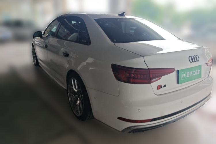 Used Audi A4L 2019 40 TFSI Fashion Edition China VI Emission Standard Rear Left 45 Deg