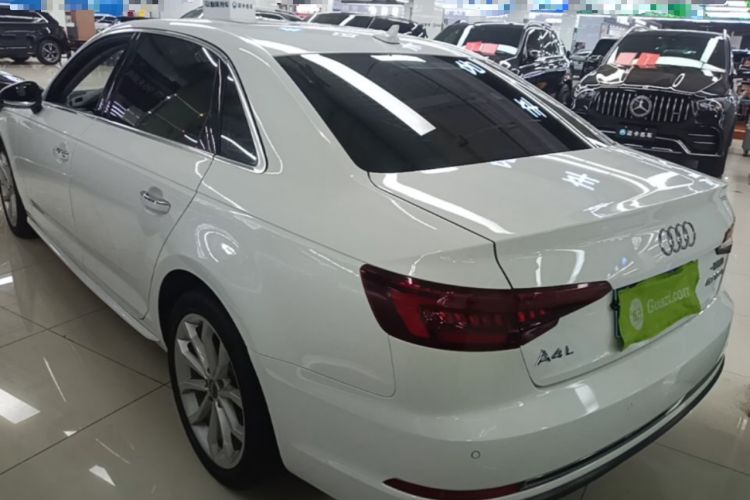 Used Audi A4L 2019 40 TFSI Ambition China VI Rear Left 45 Deg