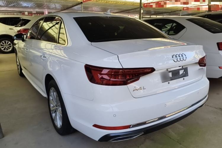 Used Audi A4L 2019 40 TFSI Ambition China VI Rear Left 45 Deg