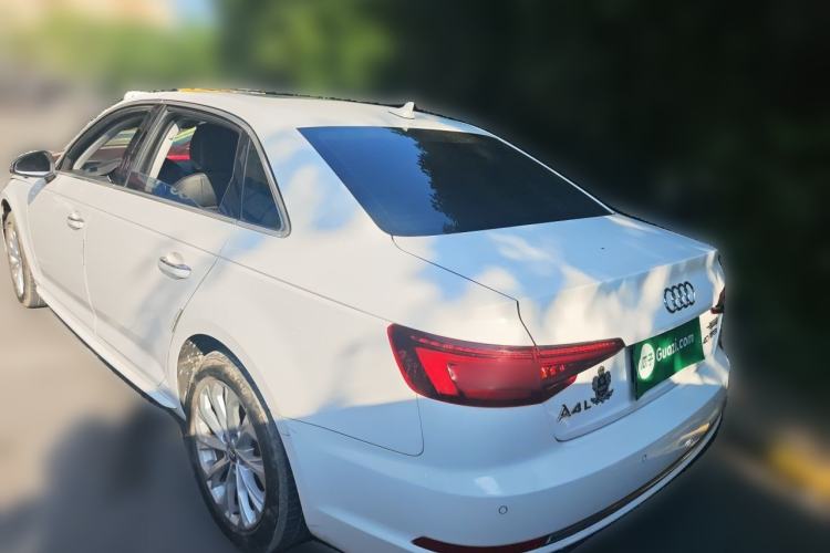 Used Audi A4L 2019 40 TFSI Ambition China VI Rear Left 45 Deg