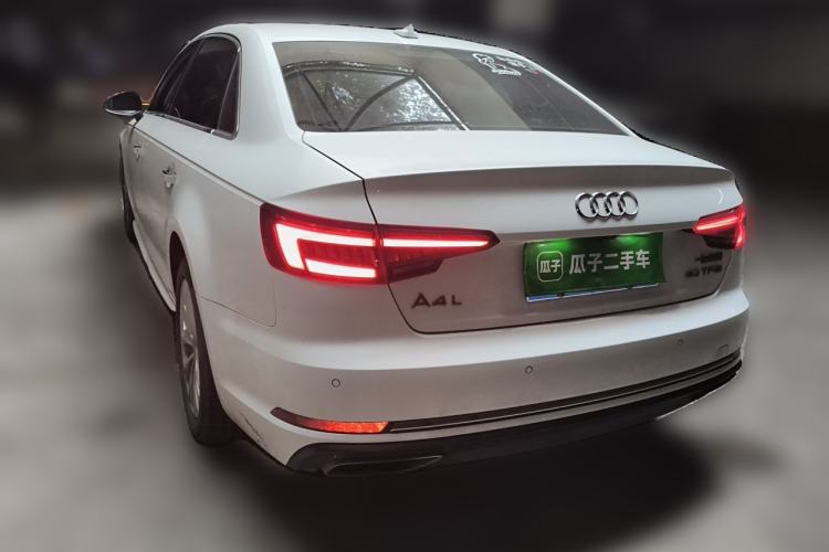 Used Audi A4L 2019 40 TFSI Ambition China VI Rear Left 45 Deg
