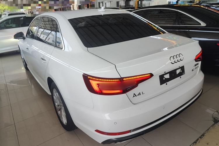Used Audi A4L 2019 40 TFSI Ambition China VI Rear Left 45 Deg