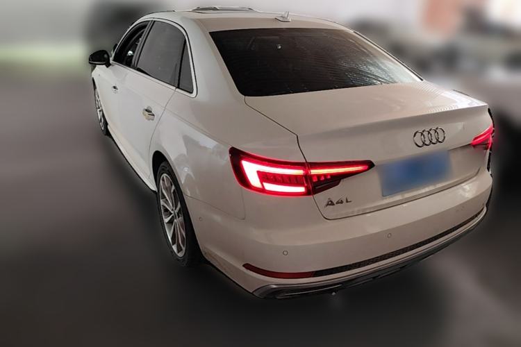 Used Audi A4L 2019 40 TFSI Fashion Edition China VI Emission Standard Rear Left 45 Deg