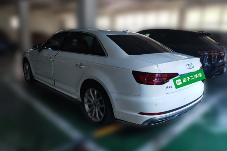 Used Audi A4L 2019 40 TFSI Fashion Edition China VI Emission Standard Rear Left 45 Deg